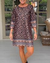 Vintage elegant klänning med leopardtryck